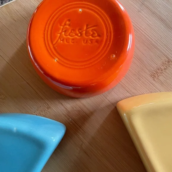 Vintage Fiesta Relish Tray EXCELLENT condition. Circa 1945. All original colors. - Picture 12 of 12